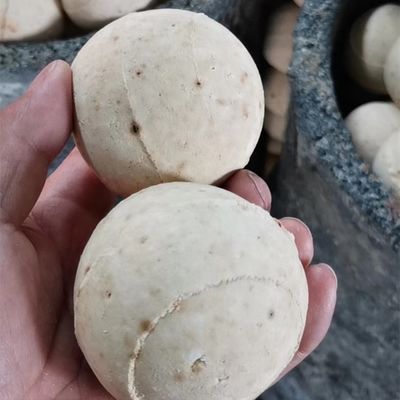 99% Bubble Alumina Wärmedämmungsfüllstoff für Ultrahochtemperatur-Ofenproben