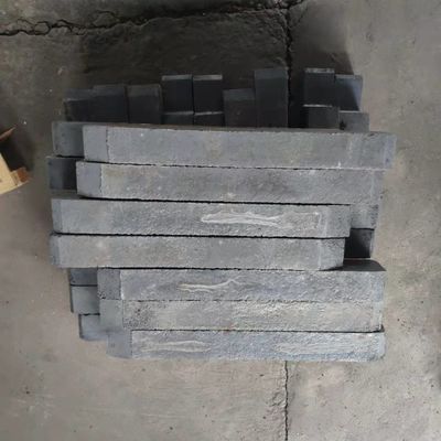 Anpassungsfähige schwarze Siliziumkarbidplatte für Oxidgebundene Ofenmöbel aus China