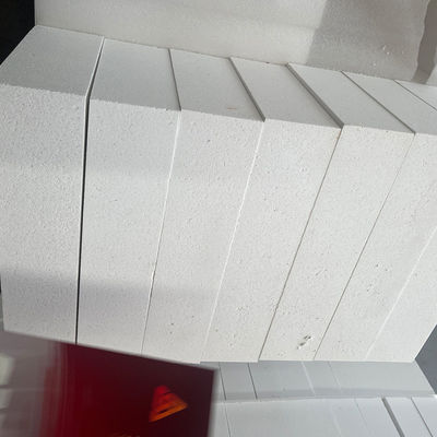 Isolationsdichte hochwertige Feuerfestziegel aus Aluminiumblasen mit 0% CrO- und 0% SiC-Gehalt