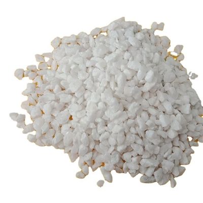 Weißer geschmolzener Aluminiumsand für die Sandsprengung Massendichte g/m ≥ 3 und internationale Norm