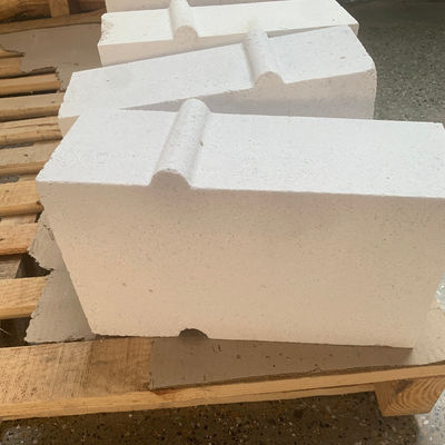 Korund-Mullitziegel mit niedrigem CrO-Gehalt mit guter Volumenstabilität und hohem SiC-Gehalt