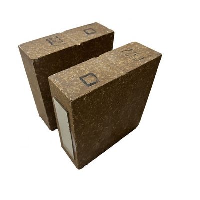 Block Magnesia Alumina Spinel Feuerfestziegel für obere und untere Übergangszonen 13-16% Scheinporosität Langlebig